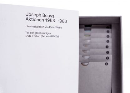 Joseph Beuys - Aktionen (1963–1986) 8DVD + Book Box - Image 3